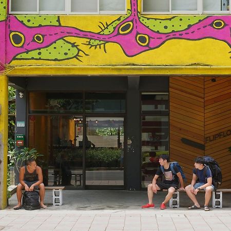 Flip Flop Hostel - Main Station Tchaj-pej Exteriér fotografie