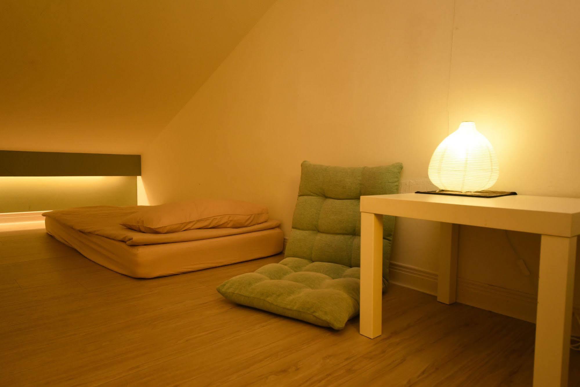 Flip Flop Hostel - Main Station Tchaj-pej Exteriér fotografie